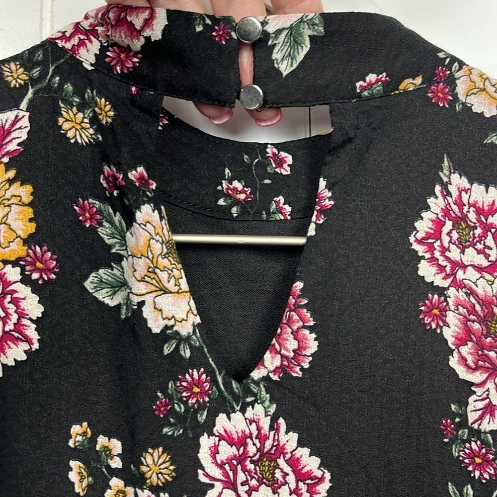 Love, Fire Womens Tunic/Mini XS Black White Floral Plaid Mixed Textures Keyhole - Picture 8 of 14